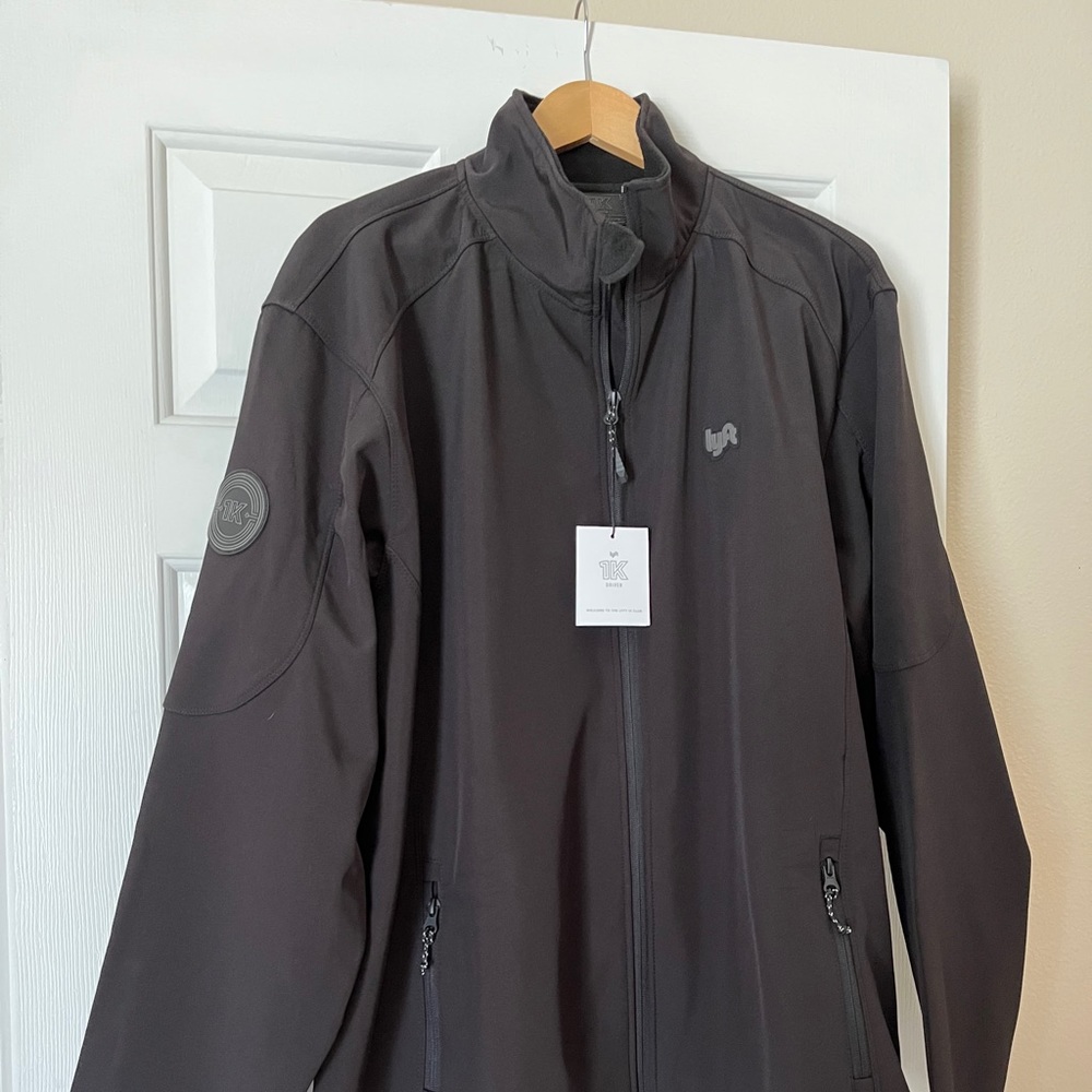 NWT Mens LYFT 1K Driver black coat jacket